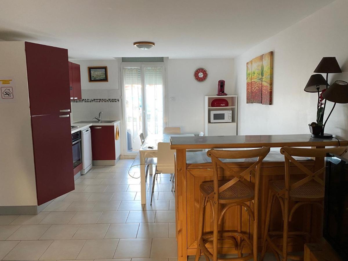 Villa Magali - Appartement Climatise T3 Duplex - Grau-Du-Roi - Hypercentre 20 M De La Plage Le Grau-du-Roi Exterior foto